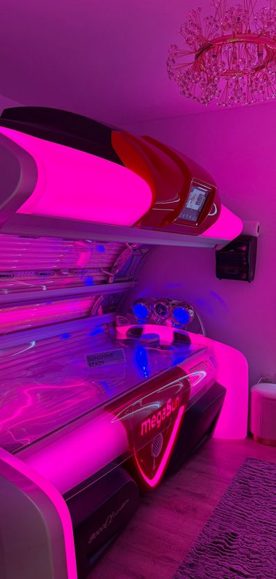 Aparat bronzare MegaSun 8000 Alpha